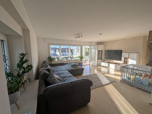 Foto - Exklusive 1.OG-Wohnung (3,5-Zimmer + 1-Zimmer) mit Balkon, Winter