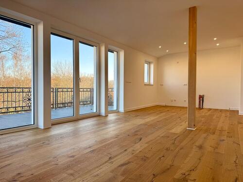 Foto - 4.5 Zimmer Dachgeschoßwohnung zur Miete in Limbach-Oberfrohna