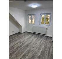 Kernsanierte 4 Zimmer Wohnung sofort bezeugfrei - Sankt Augustin