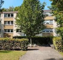 Gut geschnittene 4 Zi-Wohnung neben Stein Schloss - Nürnberg Gebersdorf