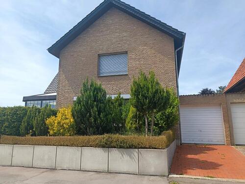 Foto - 8 Zimmer Mehrfamilienhaus, Wohnhaus zum Kaufen in Lage