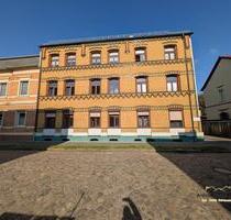 2- Raumwohnung im Erdgeschoss mit Parkplatz - Bitterfeld-Wolfen