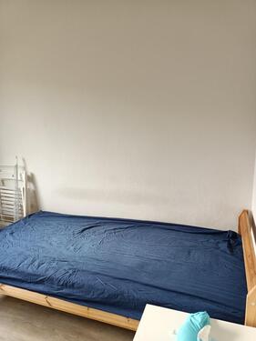 Foto - Nachmiete ab April - 300,00&nbsp;EUR Kaltmiete, ca.&nbsp; 20,00&nbsp;m&sup2;