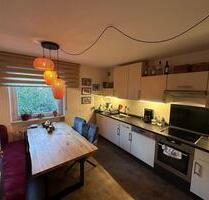 4-Zimmer-Wohnung ca. 100 m² mit großem Balkon, Stellplatz & Kelle - Staudach-Egerndach 4-Zimmer-Wohnung ca. 100 m² mit großem Balkon, Stellplatz & Kelle - Staudach-Egerndach