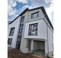 2-Zimmer-Wohnung, direkte Rheinlage, Balkon, Neubau, provisionsfrei - Köln Porz