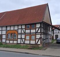 Fachwerkhaus, ca 170 m², mit Garten und Carport zu vermieten - Grebenstein
