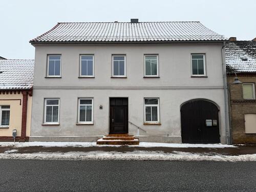 Foto - Mehrfamilienhaus in Brüel mit Potenzial und guter Substanz