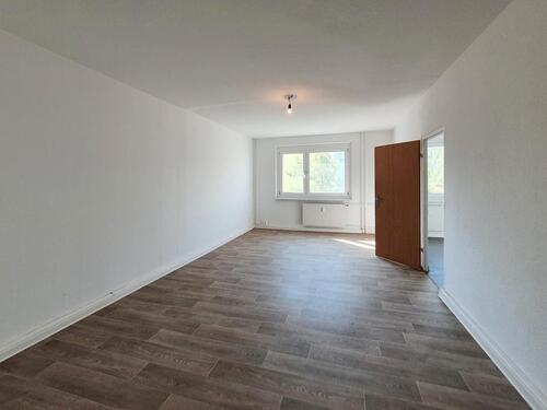 Foto - Wohnen mit Blick ins Grüne***Frisch renovierte 4-Zimmer-Wohnung mit Wannenbad ab 01.05.2026!