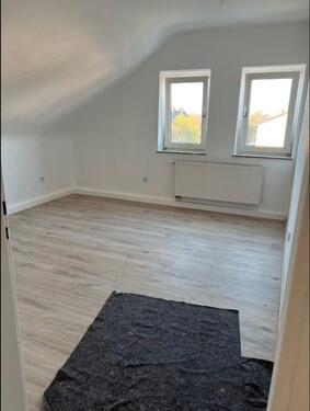 Foto - 2 ZKB Dachgeschoßwohnung in Germersheim zu vermieten