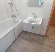 Schöne DG-Wohnung 50qm zu Vermieten mit Küche - Selbitz