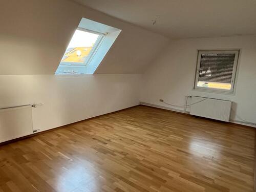 Foto - 3.5 Zimmer Dachgeschoßwohnung zur Miete in Voerde (Niederrhein)