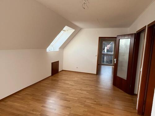 Foto - 3.5 Zimmer Dachgeschoßwohnung in Voerde (Niederrhein)