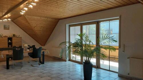 Foto - 4 Zimmer Dachgeschoßwohnung zur Miete in Elfershausen
