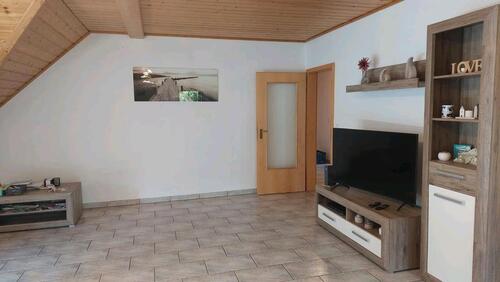 Foto - Dachgeschoßwohnung in Elfershausen zur Miete