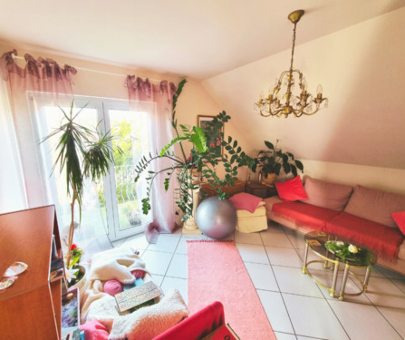 Foto - Helle 3-Zimmer-Wohnung mit Balkon in ruhiger Ortsrandlage