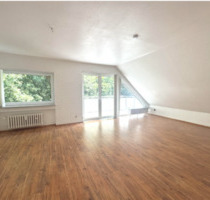 Erstbezug nach Modernisierung: Helle 62qm 2-Zi-Wohnung mit Balkon - Essen Stadtbezirk IV