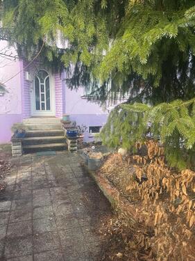 Foto - Einfamilienhaus in Göttelborn - 135.000,00&nbsp;EUR Kaufpreis, ca.&nbsp; 100,00&nbsp;m&sup2;