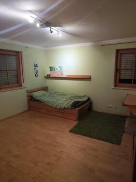 Foto - Ruhiges WG Zimmer Germering mit eigenem Bad