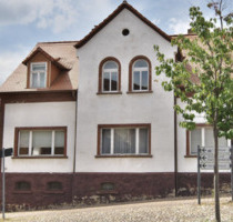 Haus am Schwimmbad - 72.999,00&nbsp;EUR Kaufpreis, ca.&nbsp; 220,00&nbsp;m&sup2; in Querfurt (PLZ: 06268)
