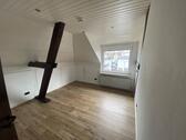 Foto - 5 Zimmer Dachgeschoßwohnung zur Miete in Gießen