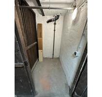Kellerraum ca. 2 qm im Lehenviertel Stuttgart-Süd zu vermieten Kellerraum ca. 2 qm im Lehenviertel Stuttgart-Süd zu vermieten