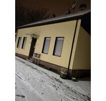 freistehend Einfamilienhaus - 1.714,00&nbsp;EUR Kaltmiete, ca.&nbsp; 125,00&nbsp;m&sup2; in Mülheim an der Ruhr (PLZ: 45478) Broich