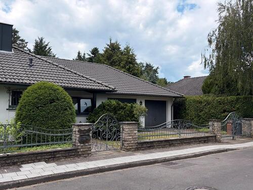 Foto - 6 Zimmer Bungalow zum Kaufen in Heusenstamm