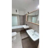 Helle sanierte 3-Zimmer-Wohnung mit Balkon, - Norderstedt Glashütte