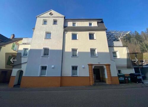 Foto - Geräumige 4-Zimmer-Wohnung in Bad Wildbad, Ideal für Familien