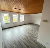 Gepflegte 2-Zimmer-Wohnung mit 90 m²in Sande Neufeld