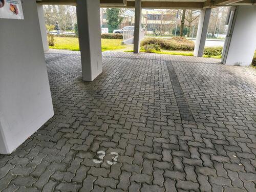 Foto - Überdachter Stellplatz in NW zu vermieten