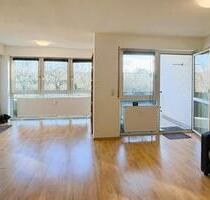 Helle 2-Zimmer-Wohnung mit Blick ins Naturschutzgebiet - Mainz Finthen