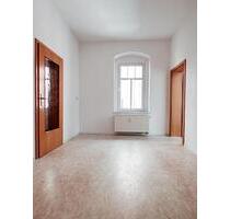 Tolle 2-Raum-Wohnung mit Charme in Burkhardtsdorf und Stellplatz