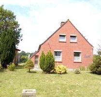 Nordsee Küste. Friesenhaus mit Bauland- u. Landwirtschaftsland - Nordkirchen