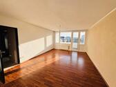 Foto - Helle 3-Zimmer-Wohnung mit Balkon & direkter S-Bahn-Anbindung