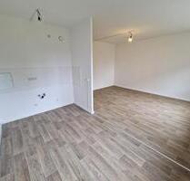 **KLEIN ABER MEIN**frisch renovierte Singlewohnung mit Dusche ab dem 15.11.2025 zu vermieten - Leipzig West