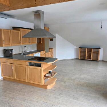 Foto - Dachgeschoss Wohnung. - 1.150,00&nbsp;EUR Kaltmiete, ca.&nbsp; 94,00&nbsp;m&sup2;