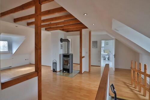 Foto - 3 Zimmer Dachgeschoßwohnung zur Miete in Kirchberg (Hunsrück)