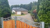 Foto - Einfamilienhaus im Bungalowstil mit großem Garten