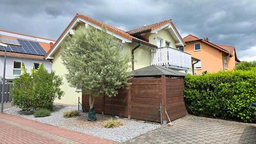 Foto - 2 Zimmer Dachgeschoßwohnung zur Miete in Ludwigshafen am Rhein