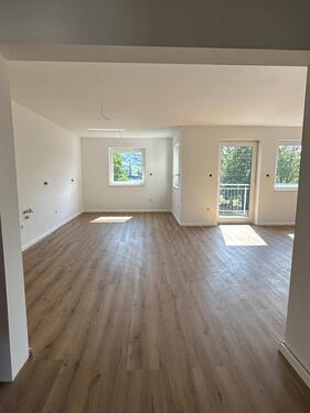 Foto - Lichtdurchflutete, moderne Neubauwohnung mit Rheinblick