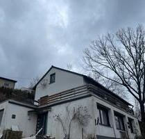 Zwei Familien Haus zuverkaufen - 250.000,00&nbsp;EUR Kaufpreis, ca.&nbsp; 190,00&nbsp;m&sup2; in Werdohl (PLZ: 58791)