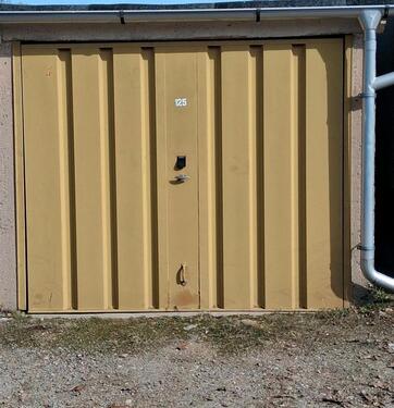 Foto - Garage .... - 3.300,00&nbsp;EUR Miete,