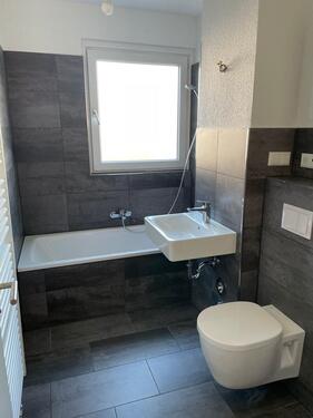 Foto - Modernisierte 3-Zi.-Whg. mit großem Balkon im schönen Essen-Bredeney zu vermieten!