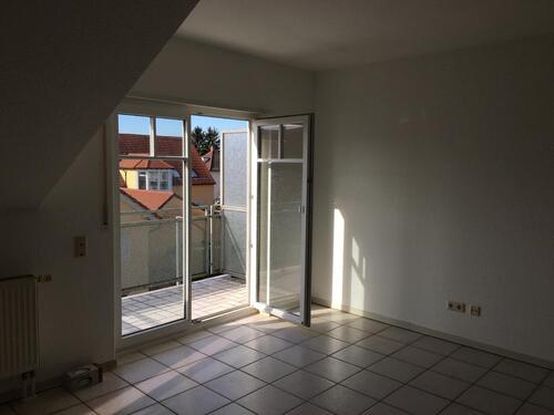 Foto - Lu-Edigheim, 2 ZKB, Balkon, hell, modern, PKW- Stellplatz