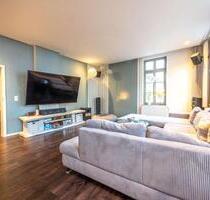 Exklusive 6-Zimmer-Residenz mit Garten und Doppelgarage in bester Lage von Bückeburg