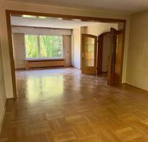 Großzügige 4,5-Zimmer-Wohnung mit Balkon in ruhiger Lage - Gelsenkirchen Gelsenkirchen-Mitte