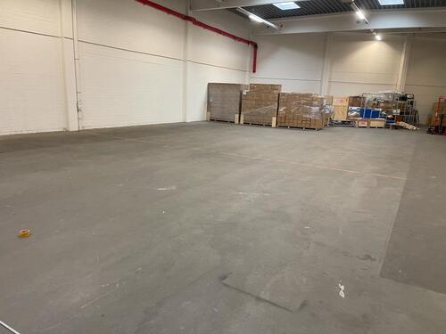 Foto - Lagerfläche in Düsseldorf-Heerdt zur Miete – Teilfläche 202 m²