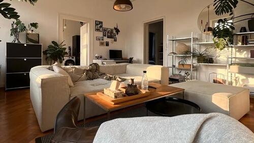 Foto - 2 Zimmer KDB ab 15.05. - 650,00&nbsp;EUR Kaltmiete, ca.&nbsp; 67,00&nbsp;m&sup2;