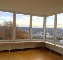 Traumblick am Wellersberg – Stilvolle 3-Zimmer-Wohnung mit Balkon - Siegen